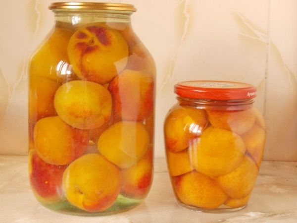 Рецепты приготовления консервированных персиков по-домашнему