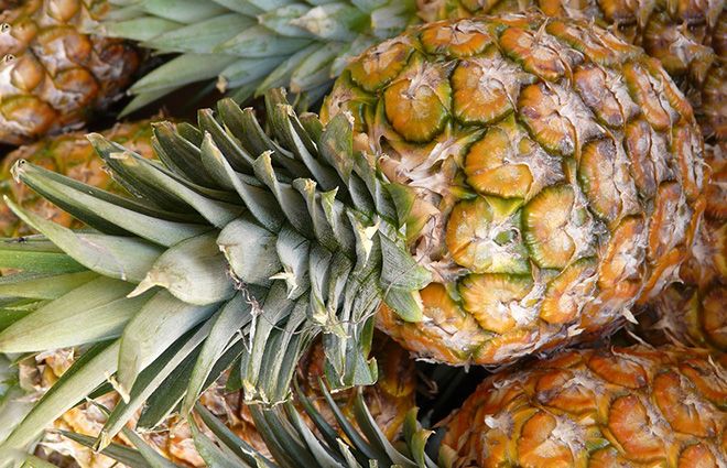 Как определить спелость ананаса по внешнему виду при покупке и дома после созревания