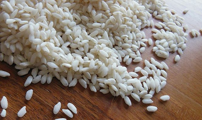 Сколько ккал в рисе вареном на воде с солью на 100 грамм, калорийность бурого и белого